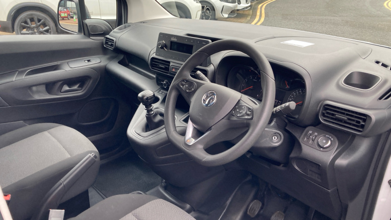 Vauxhall Combo Cargo Combo L1 Diesel 2300 1.5 Turbo D 100ps H1 Dynamic Van [6 Speed]